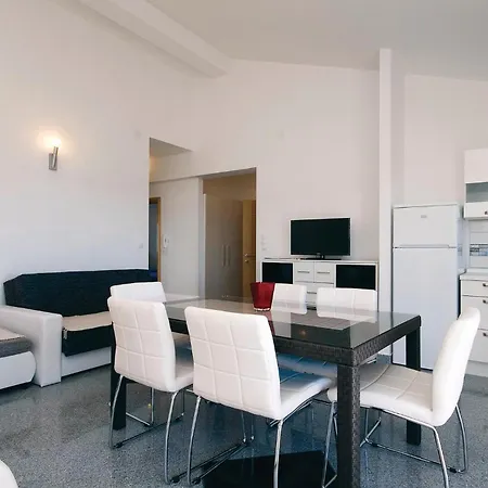 Awesome In With House Sea View Apartment *