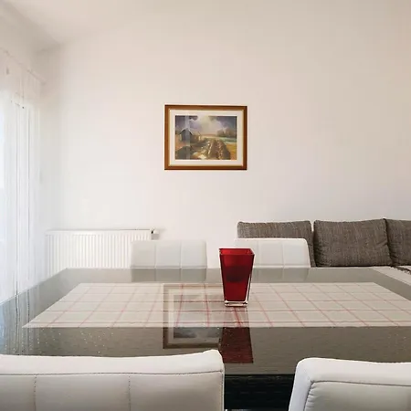 Apartment Awesome In With House Sea View *