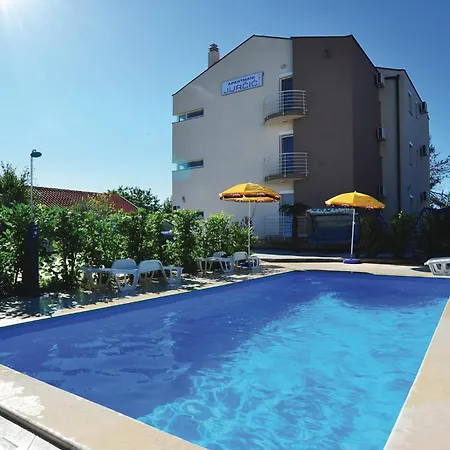 Awesome In With House Sea View